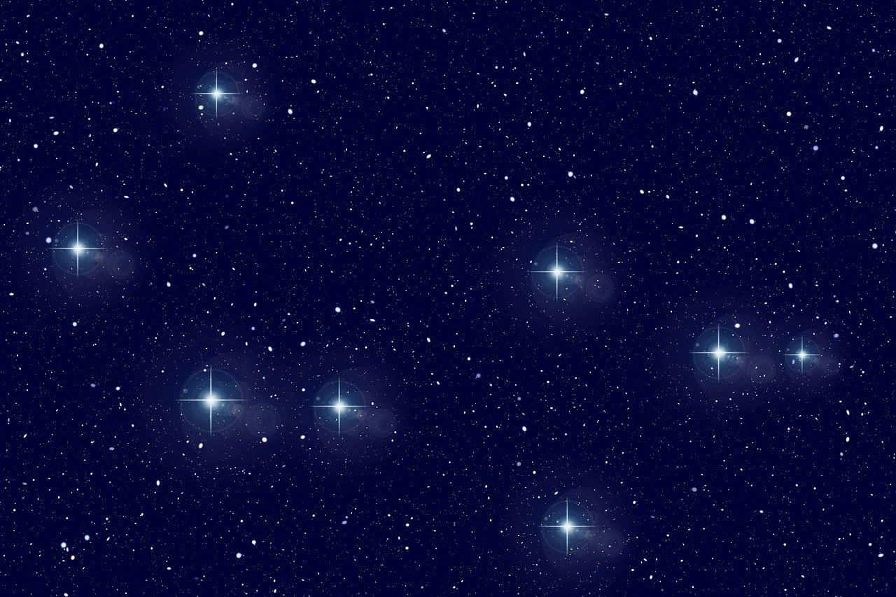魚座(うお座)の11の性格特徴!恋愛傾向と星座の相性も!魔性なの? | plush.のイメージ