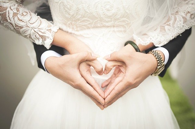 婚約に関する夢占い17選！状況や相手などパターン別に紹介！