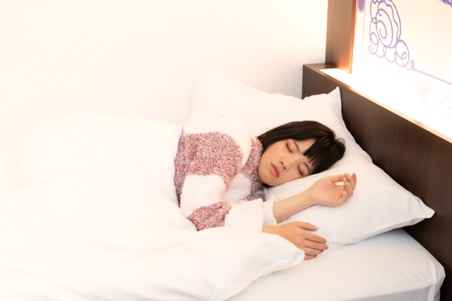 【夢占い】目が開かない夢の意味11選｜凶夢や警告夢が多い！？